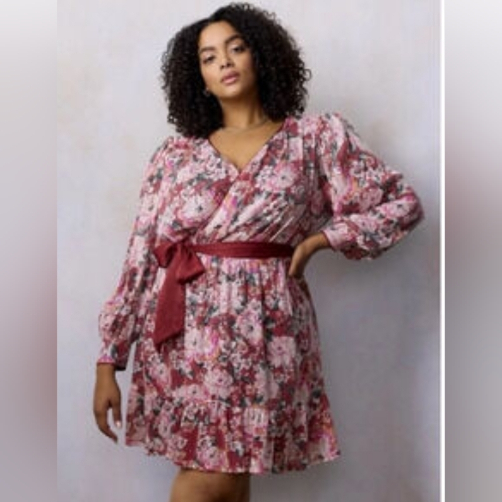 Lauran Conrad Floral Burgundy Sequin Dress with Belt - Picture 6 of 6
